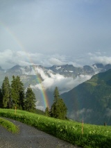 Wandern in Uri, Schchental umgeben von schnen Bergen wie Ruchen, Schrhorn, Windgllen, Spitze, Krnten, Titlis, Rigi